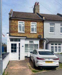 Knockhall Road, Greenhithe
